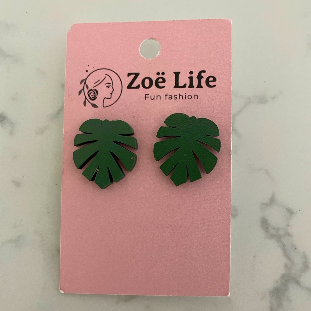 Palm earrings